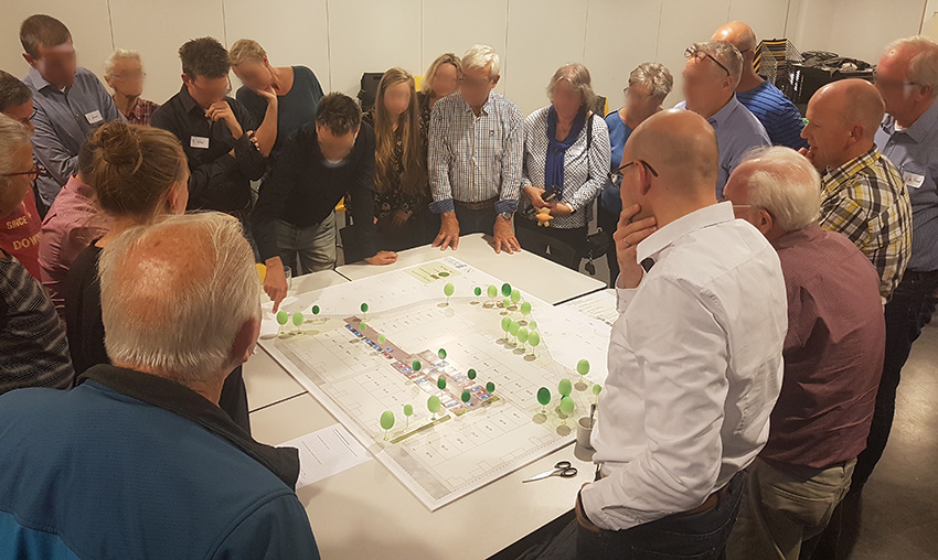 Buro SRO - Nieuws - Bordspel met bewoners voor herinrichting Couwenhoven-zuid